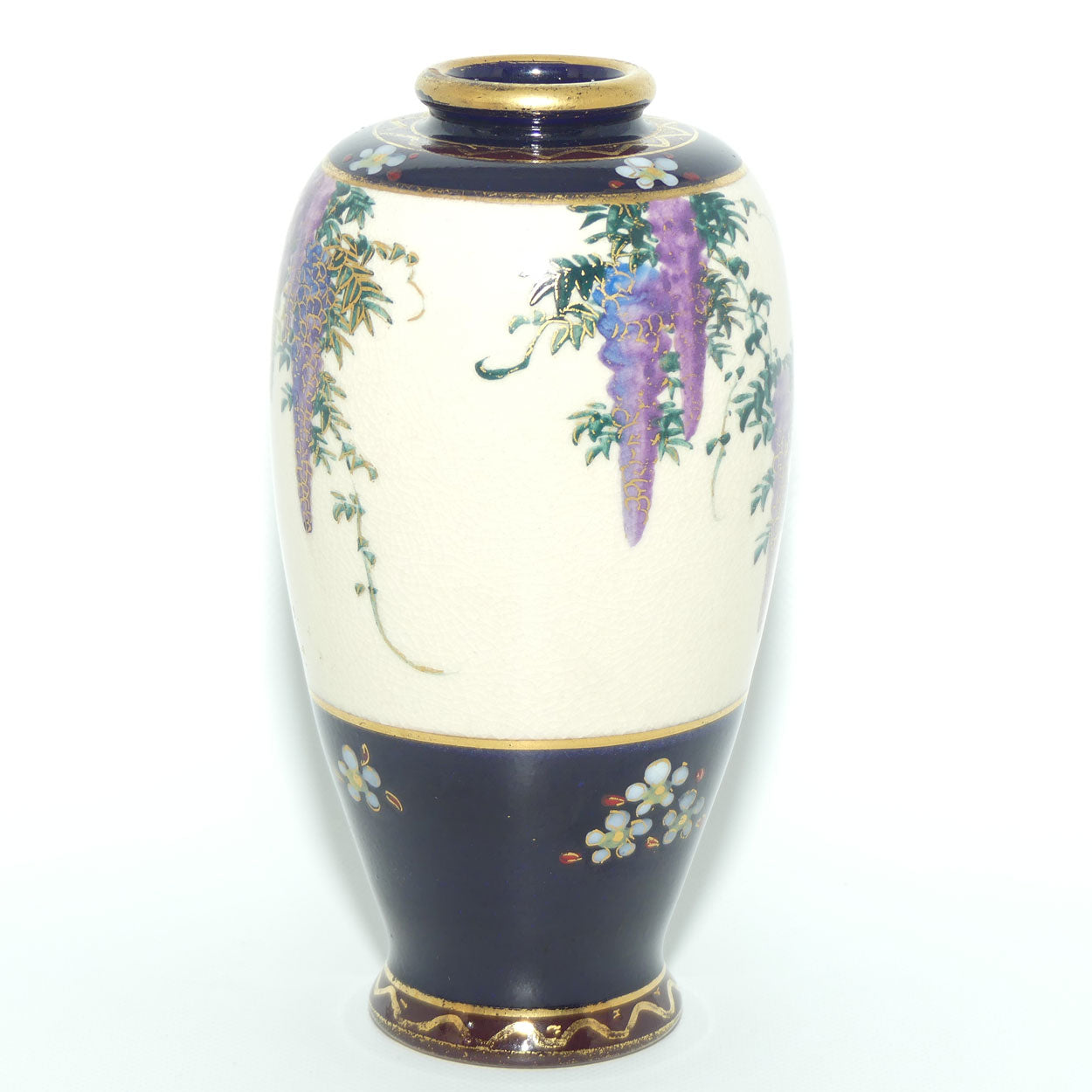 Satsuma vase depicting Wisteria by Koshida | late Meiji | Taisho period
