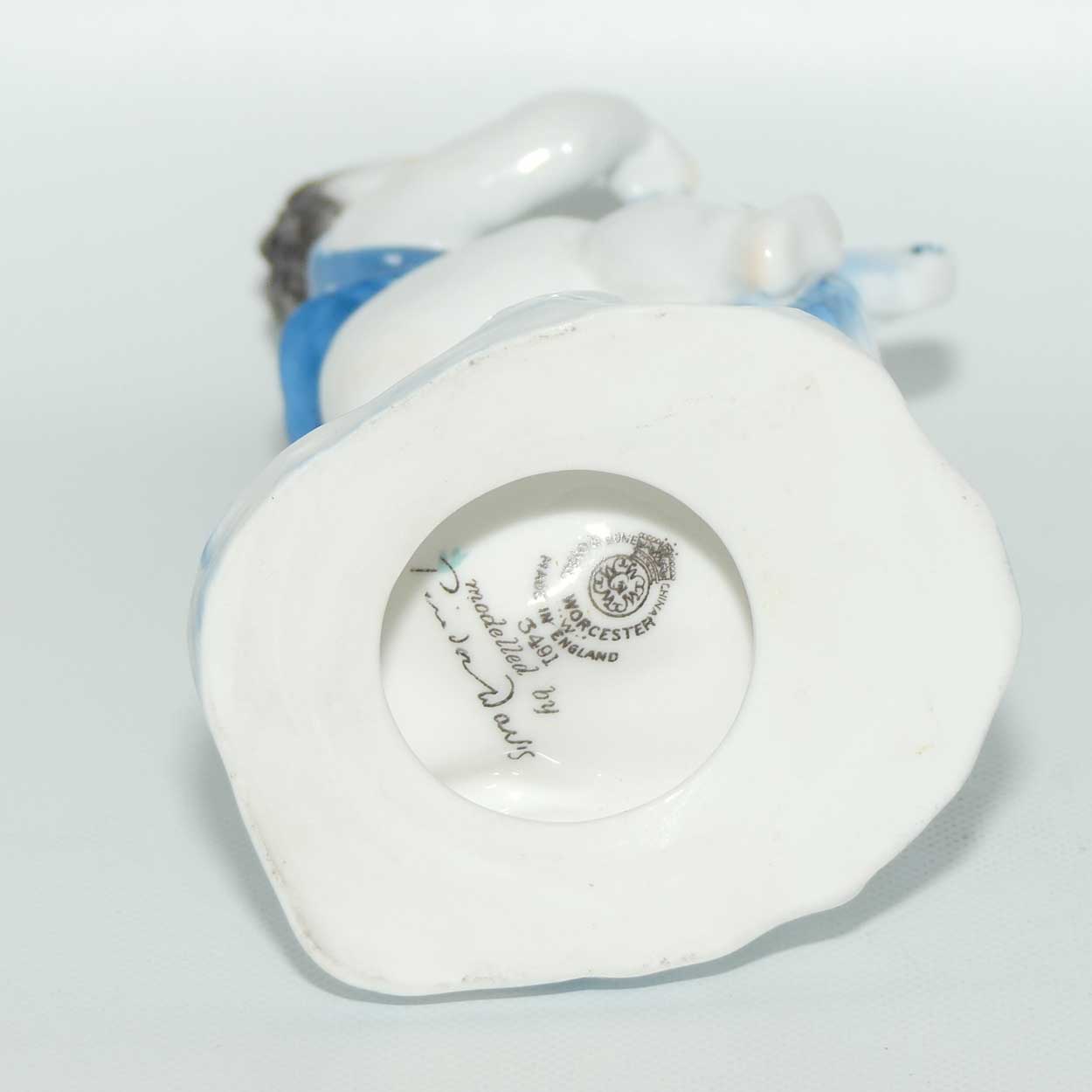 RW3491 Royal Worcester Sea Scout figure