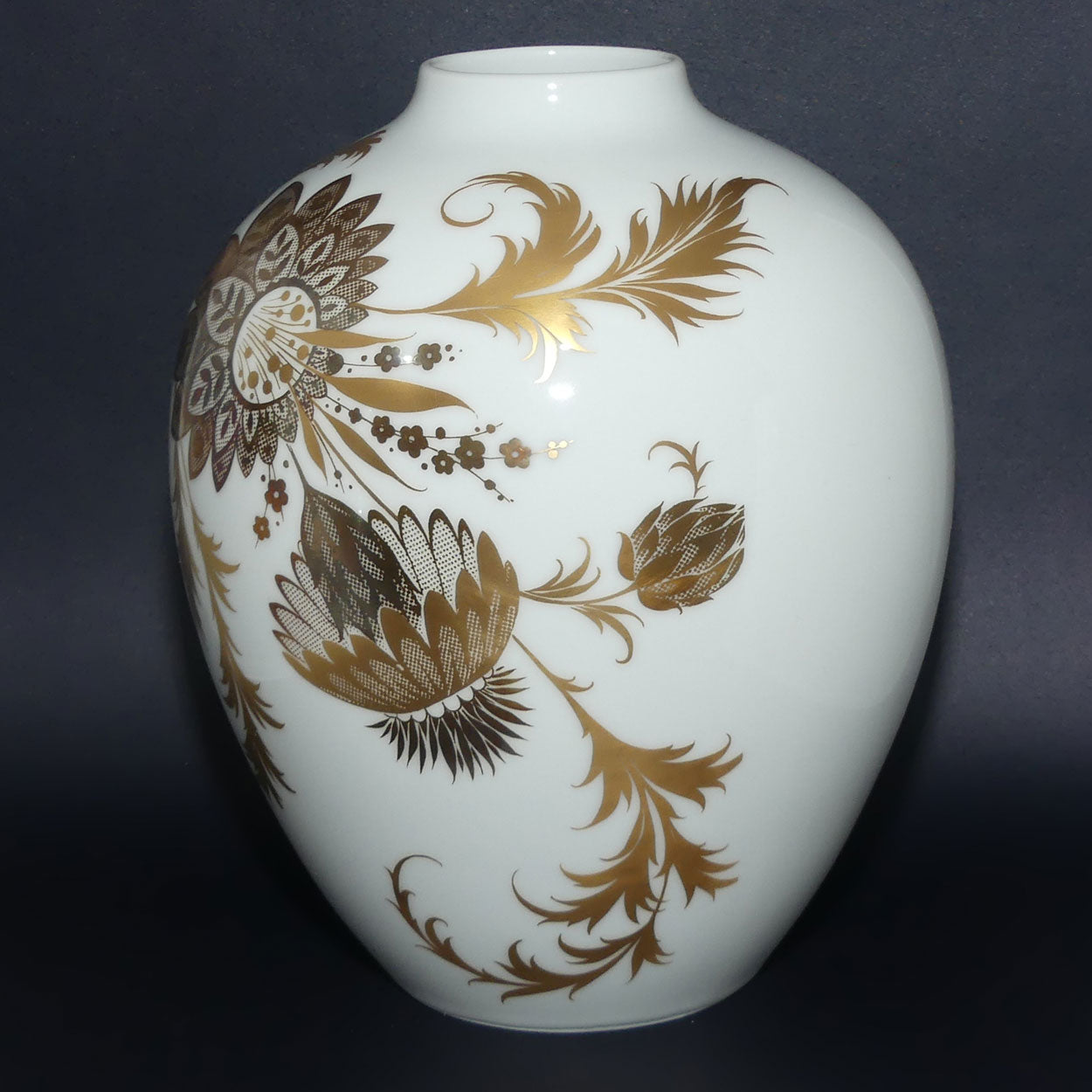 AK Kaiser West Germany floral vase | Serail pattern | Gilt Floral on White
