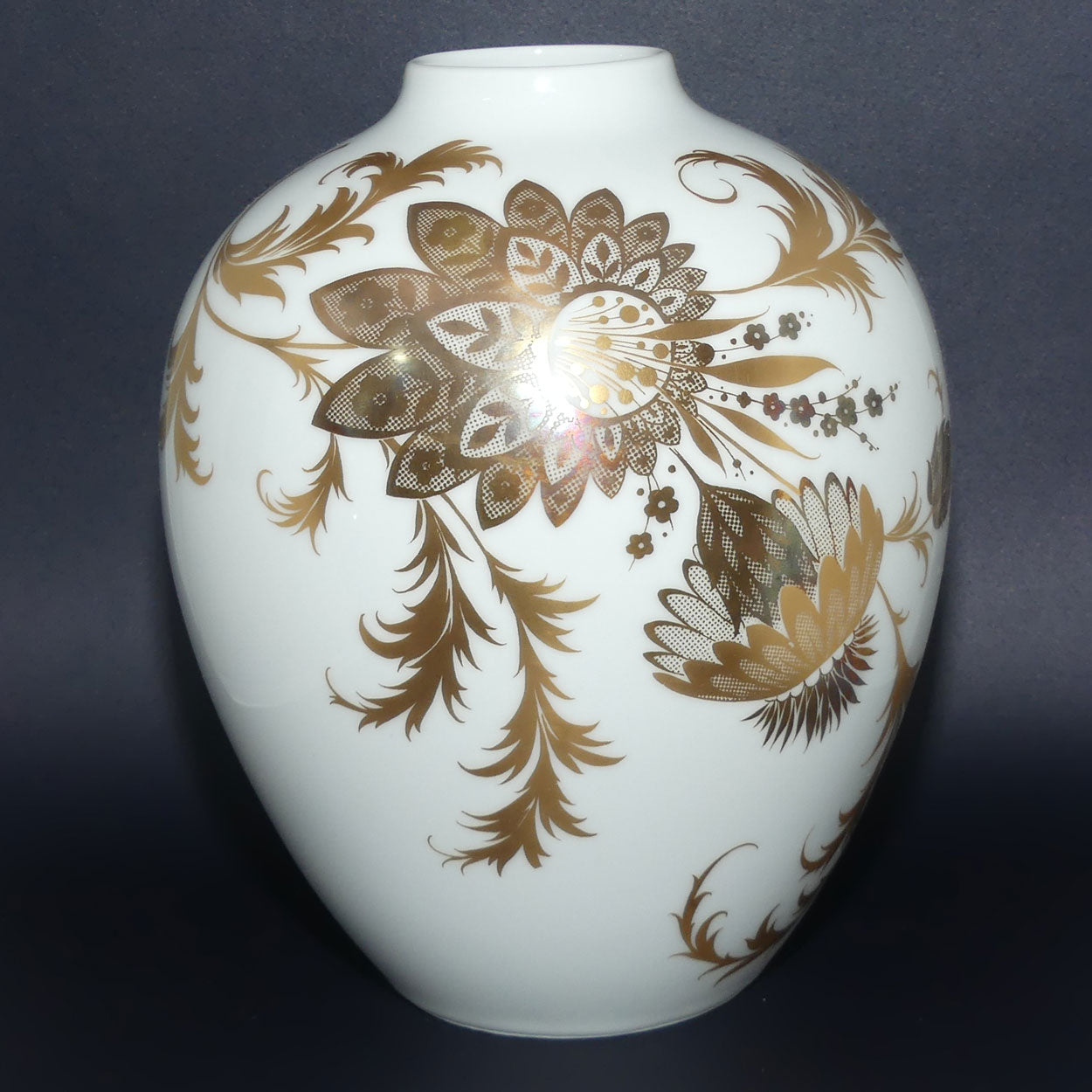 AK Kaiser West Germany floral vase | Serail pattern | Gilt Floral on White