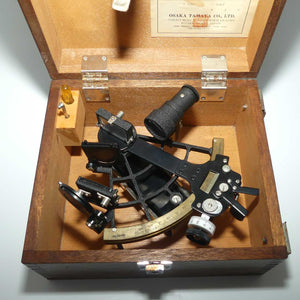 Fine quality Japanese Osaka Tamaya and Co sextant in original case | Model 631