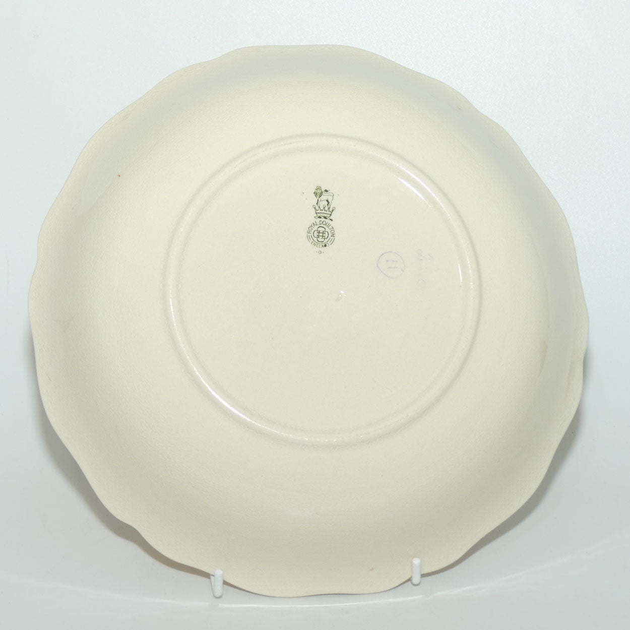 Royal Doulton Coaching Days large fruit bowl | Scene 11 | 24cm diam