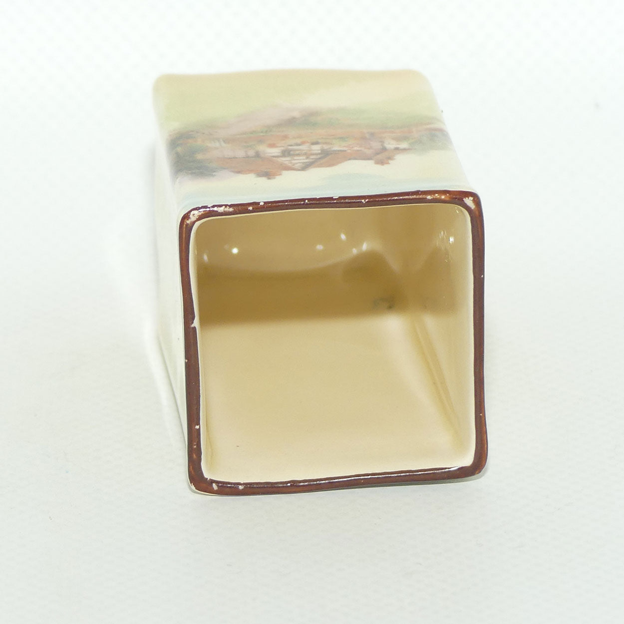 Royal Doulton English Cottages A vase D4987 | Shape 7016