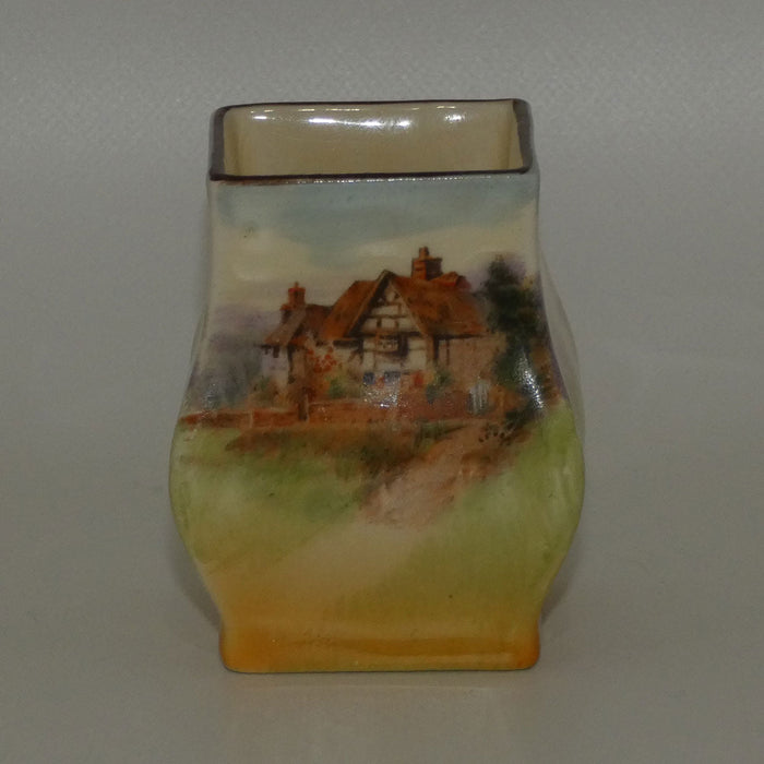 Royal Doulton English Cottages A vase Shape 7018 D4987