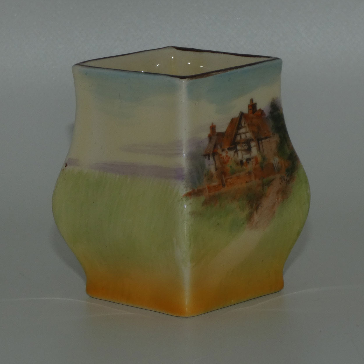 royal-doulton-english-cottages-a-vase-shape-7018-d4987