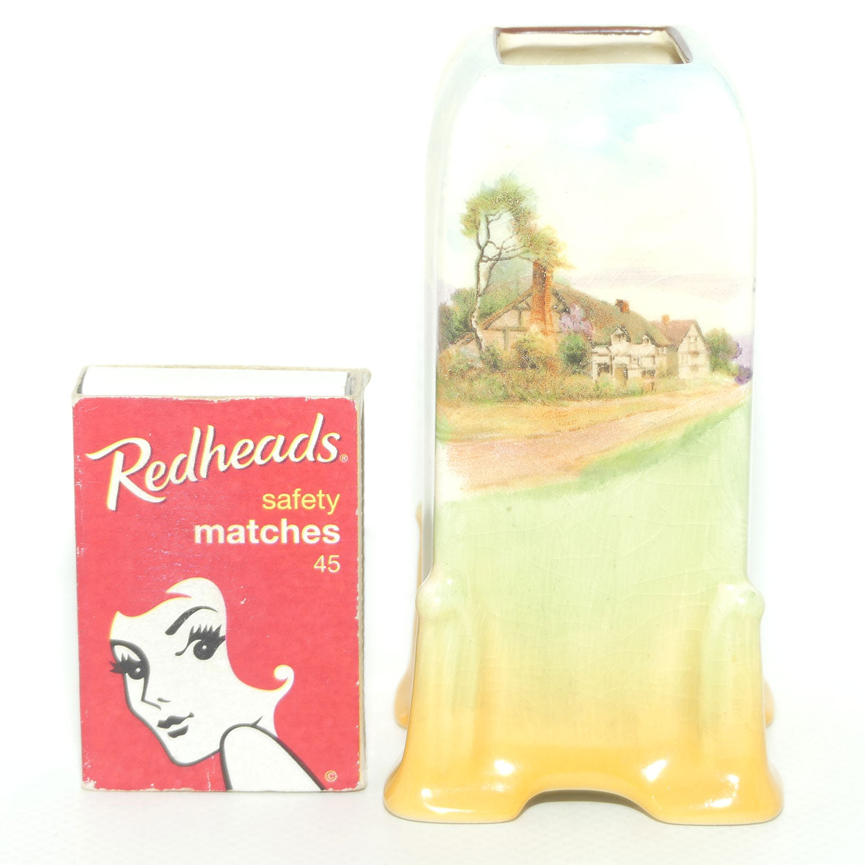 Royal Doulton English Cottages A vase D4987 | Shape 7349