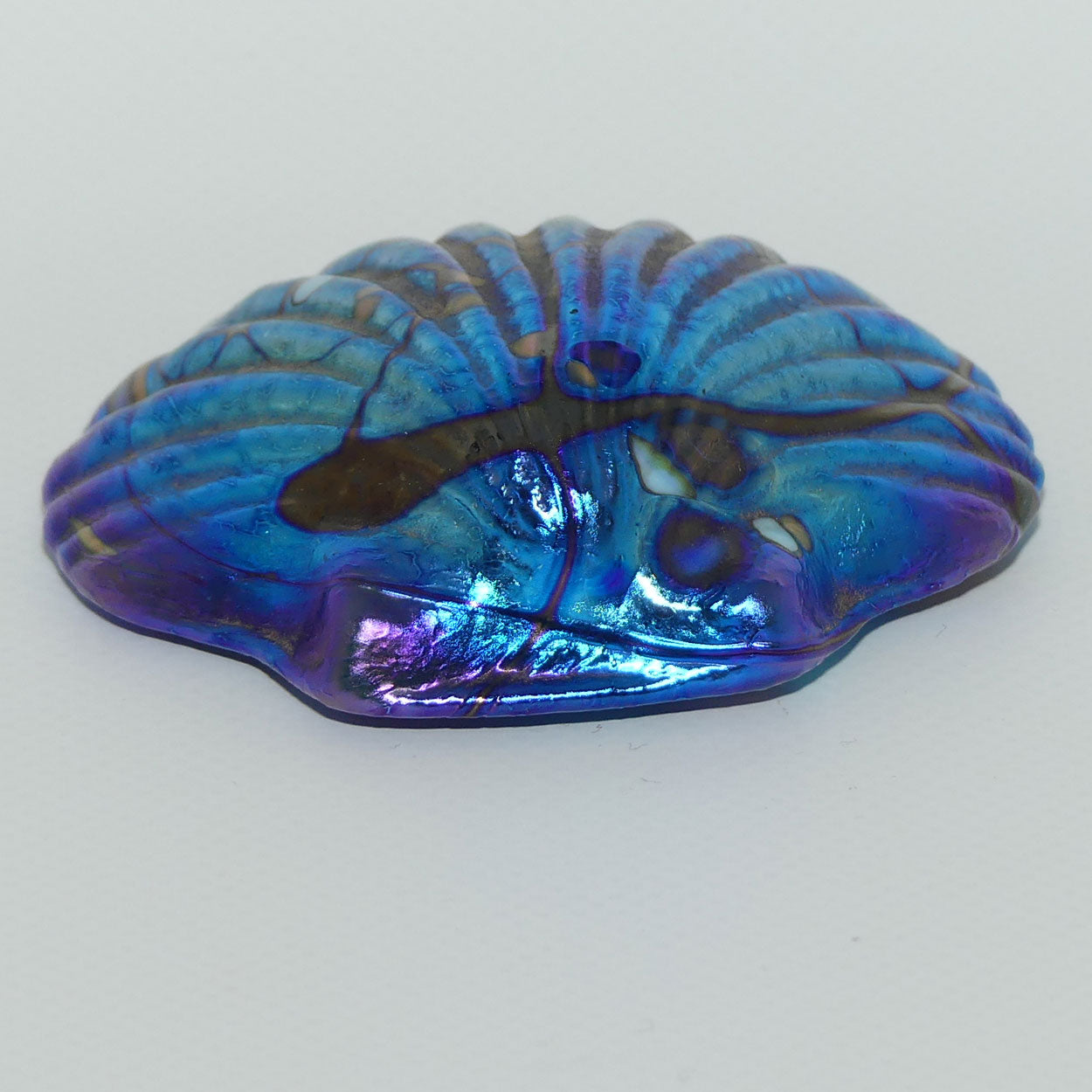 Colin Heaney Iridescent Art Glass shell paperweight