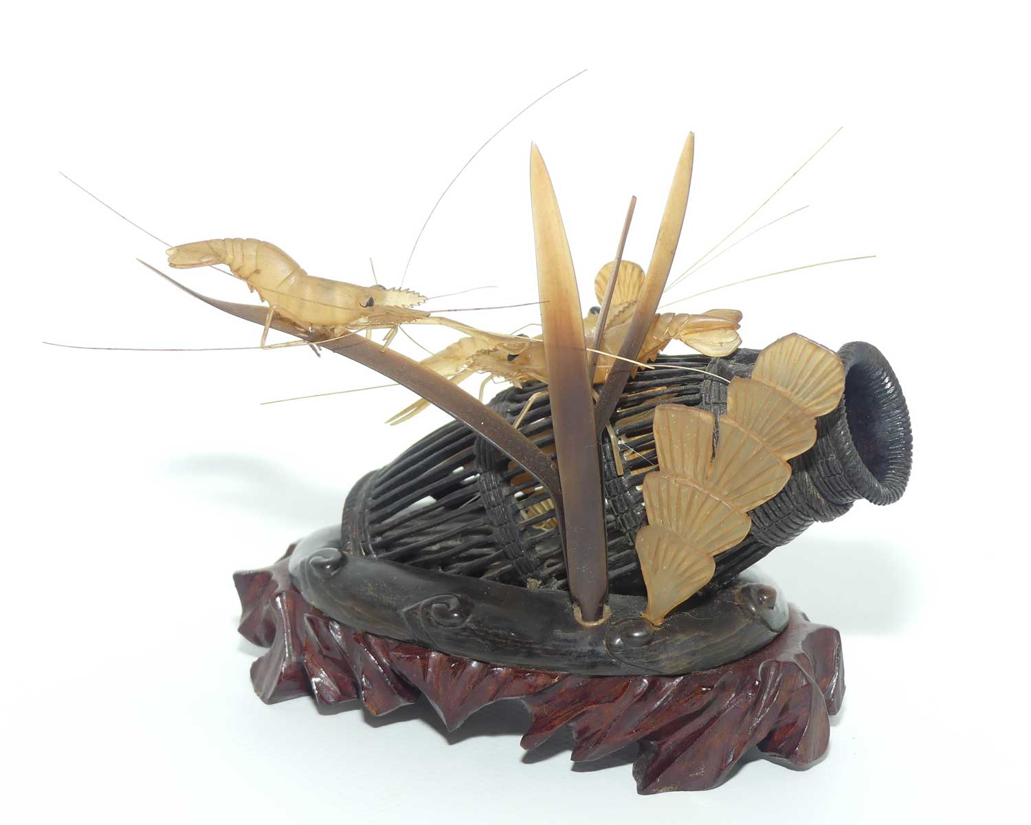 Chinese Carved Horn Shrimps figure | Shrimp in Trap