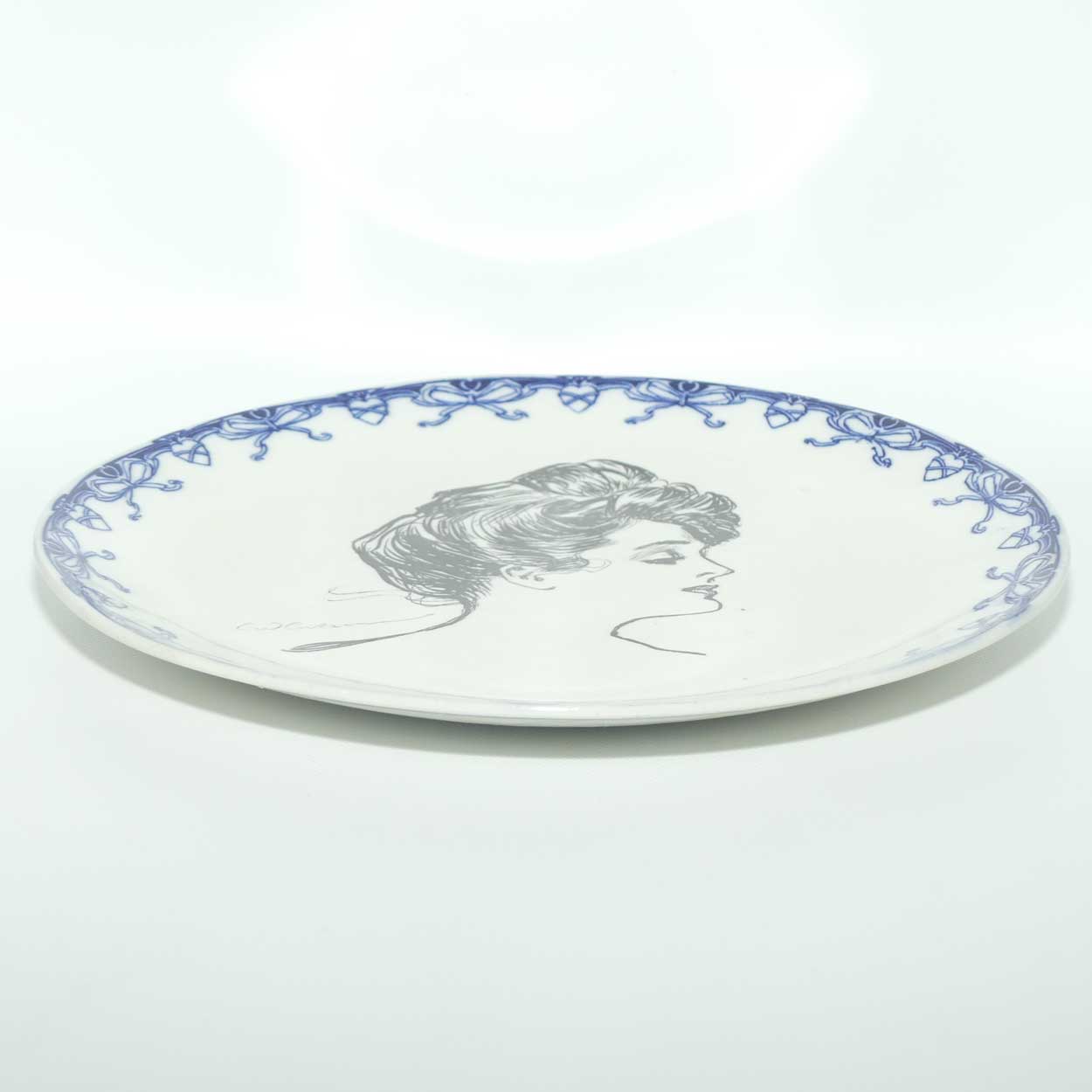 Royal Doulton CD Gibson Girls head portrait plate | Side Profile Head facing right