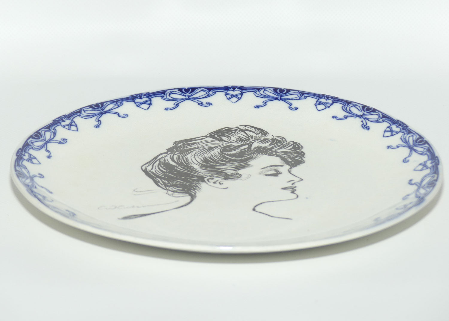 Royal Doulton CD Gibson | Gibson Girls head portrait plate | Side Profile Head facing right