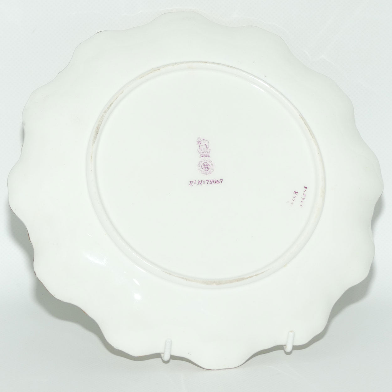 Royal Doulton hand painted Yellow Roses plate (Slater)