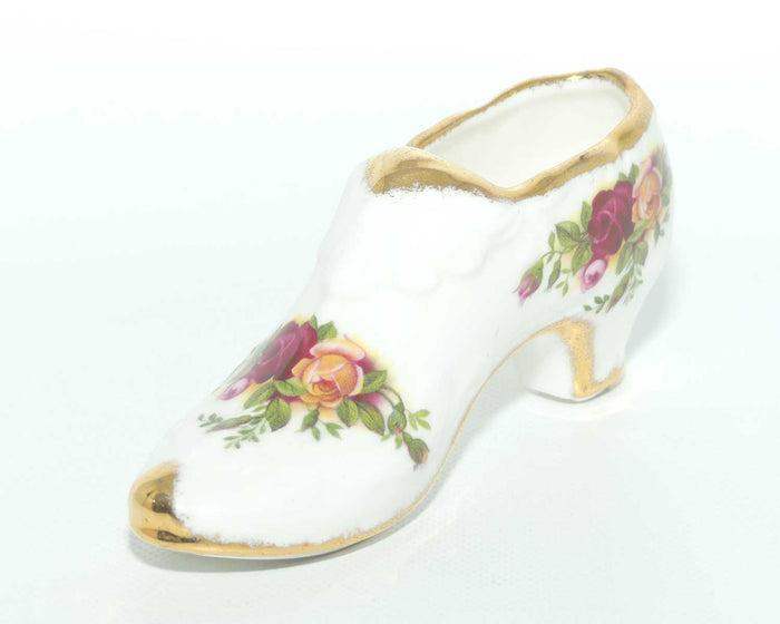 Royal Albert Bone China England Old Country Roses slipper | © Royal Albert Ltd 1962 stamp