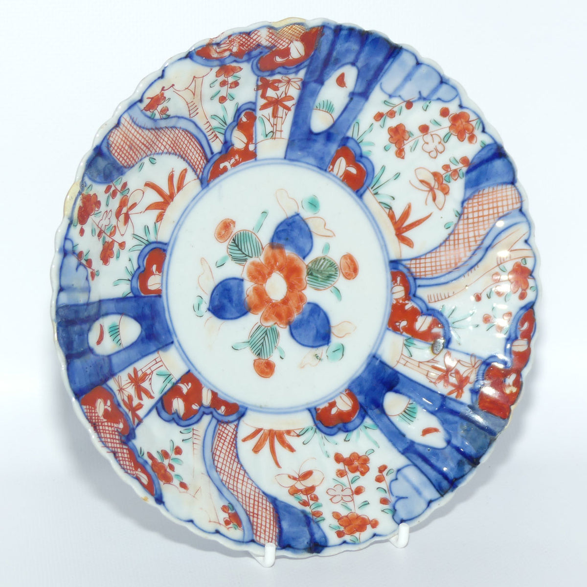 Japanese Imari hand painted cabinet plate c.1900 | Fluted Rim | 19cm diam