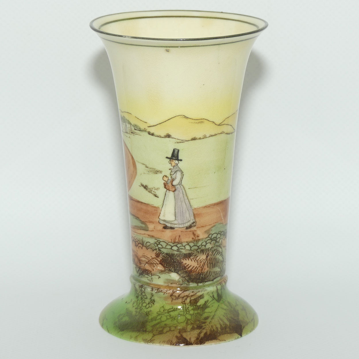 Royal Doulton Welsh trumpet vase E3784 | 13cm | Bone China body