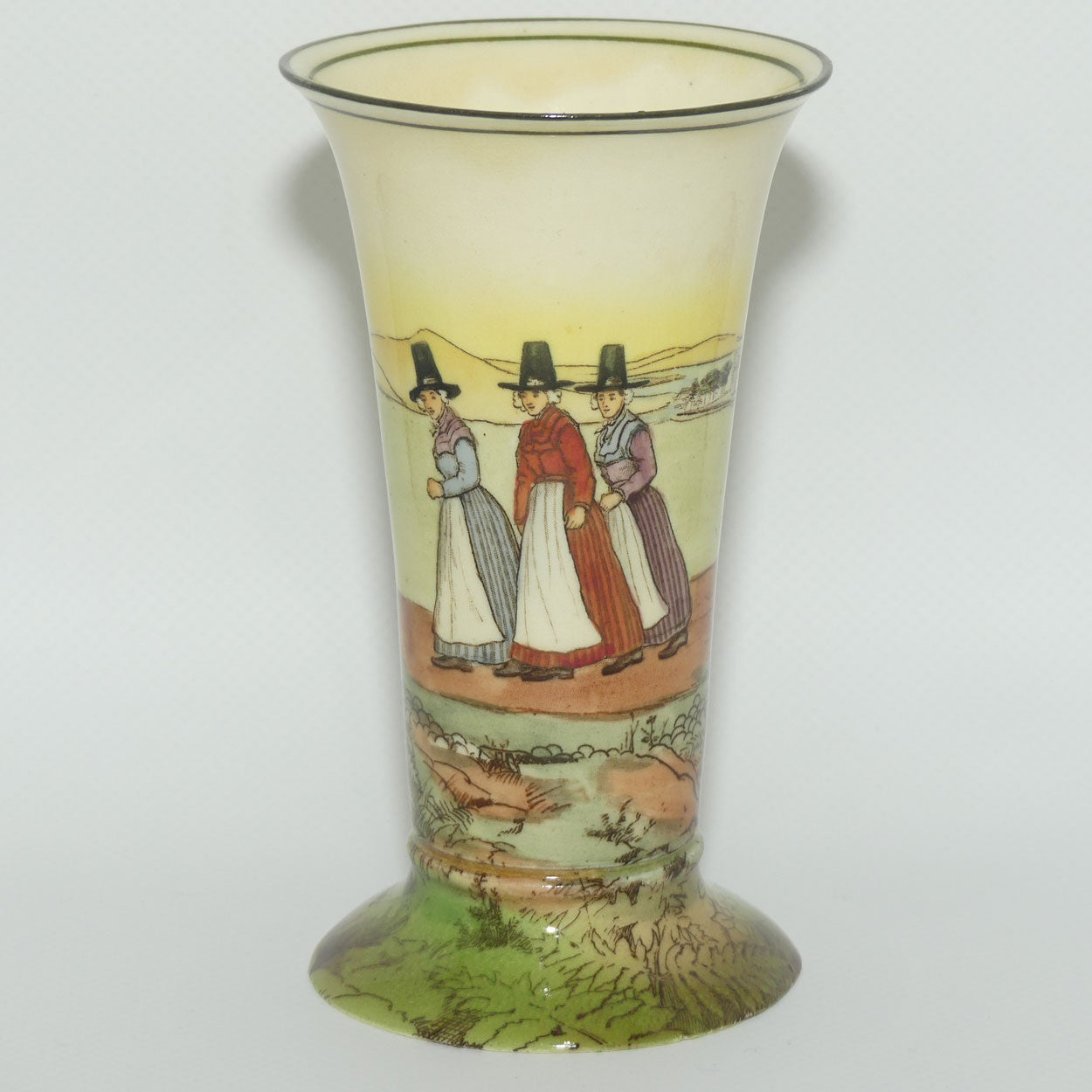 Royal Doulton Welsh trumpet vase E3784 | 13cm | Bone China body