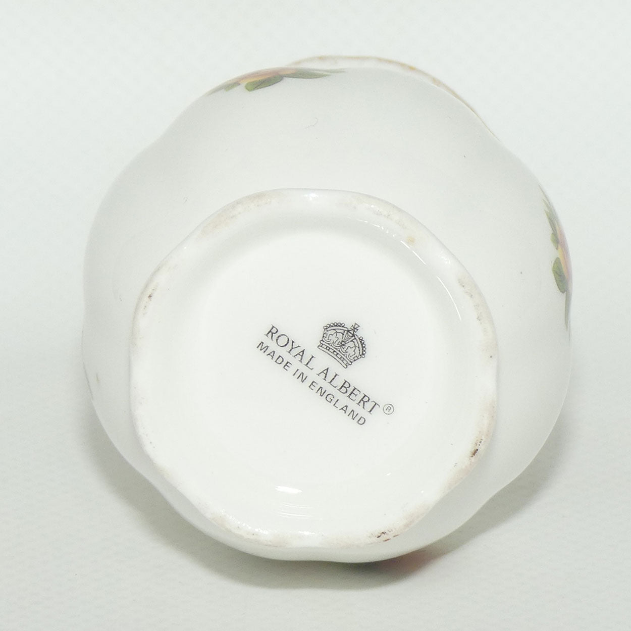 Royal Albert Bone China England Old Country Roses bud vase