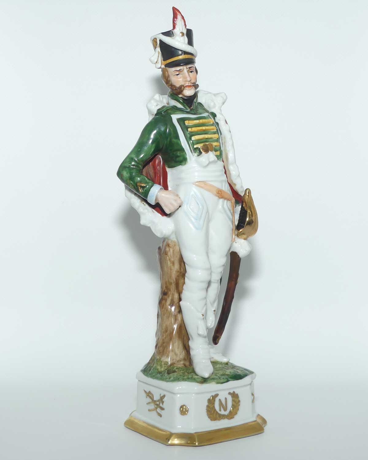 Capo DiMonte Napoleonic era Soldier | Feathered Hat and Sword at Side