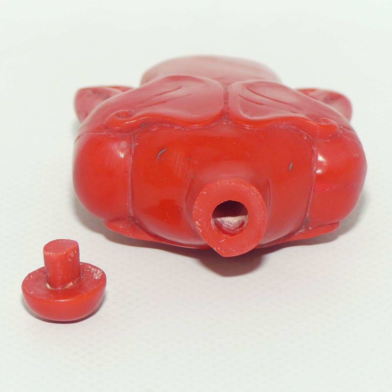 Cinnabar Snuff Bottle | Red stopper | Double Elephants
