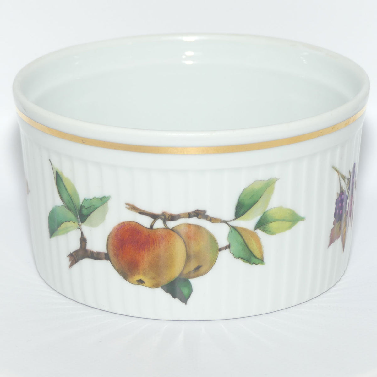 Royal Worcester Fine Porcelain | Evesham pattern | small souffle dish | 14cm diam