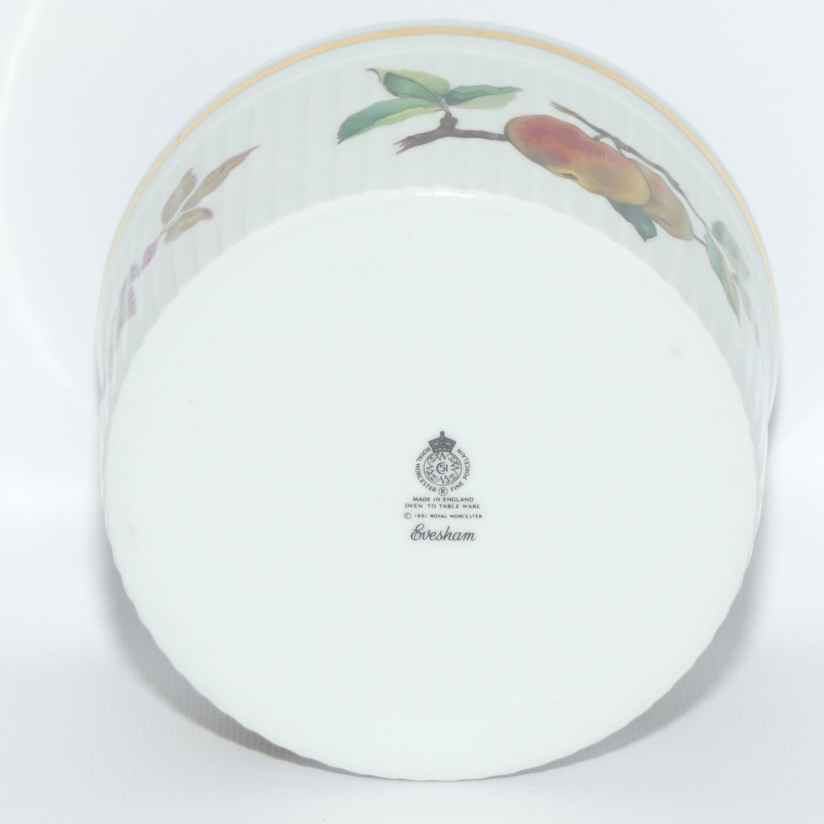 Royal Worcester Fine Porcelain | Evesham pattern | small souffle dish | 14cm diam