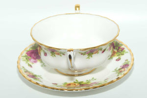 Royal Albert Bone China Old Country handled coupe and underplate | © 1962 Royal Albert Ltd backstamp | Asian