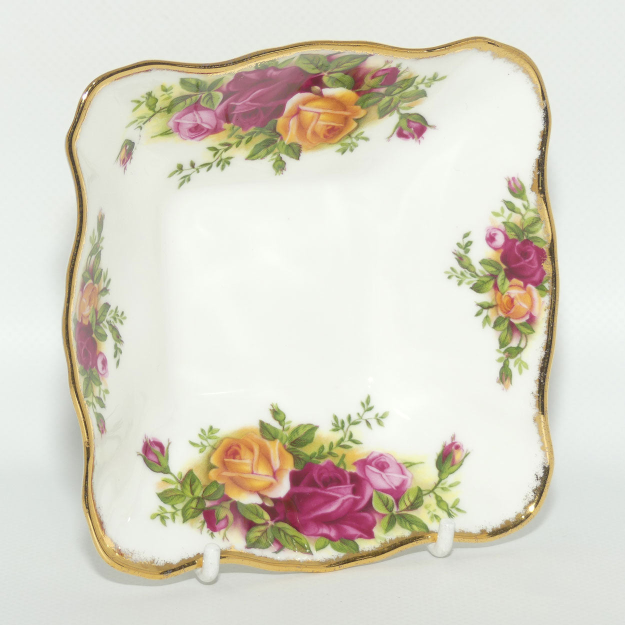 Royal Albert Bone China England Old Country Roses Square Dish | © 1962 Royal Albert Ltd backstamp