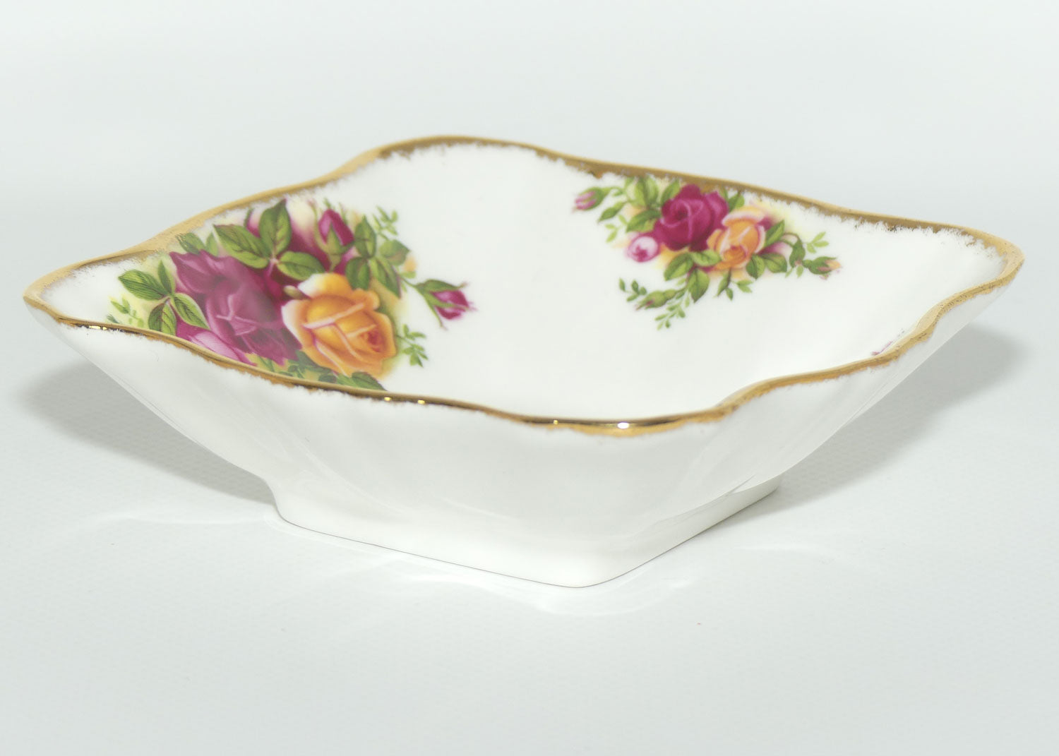 Royal Albert Bone China England Old Country Roses Square Dish | © 1962 Royal Albert Ltd backstamp