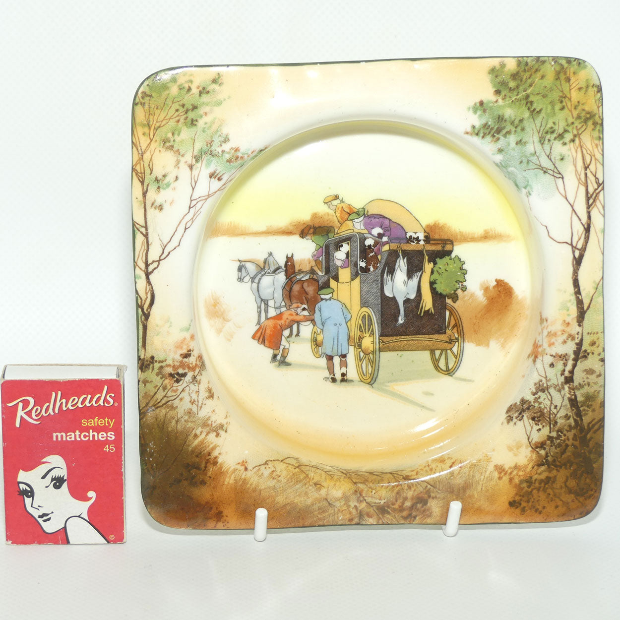 Royal Doulton Coaching Days square dish | Extra Decor | E3804