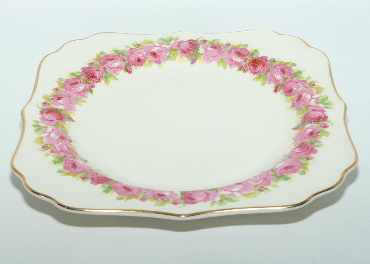 Royal Doulton Raby Rose square plate D5533 | 20cm – Roundabout Antiques