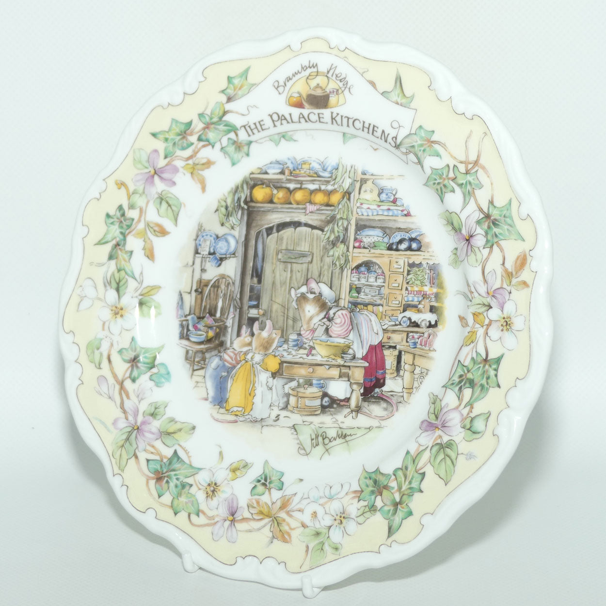 Royal Doulton Brambly Hedge Giftware | Secret Staircase series plate | The Palace Kitchens | 20cm