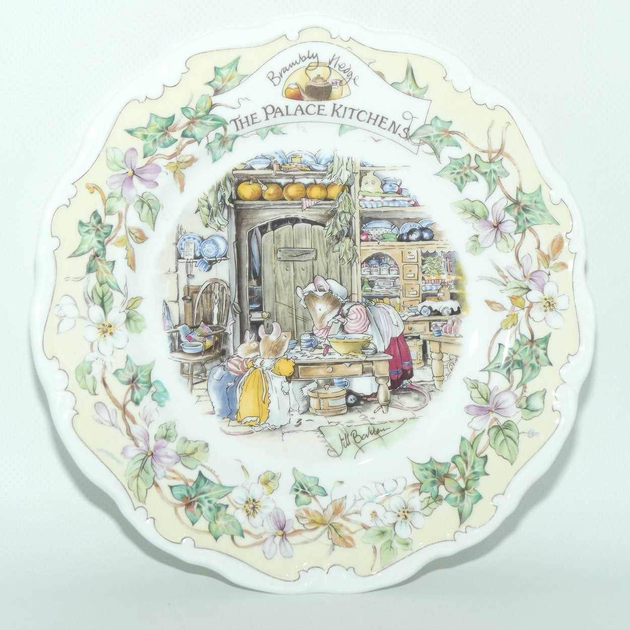 Royal Doulton Brambly Hedge Giftware | Secret Staircase series plate | The Palace Kitchens | 20cm