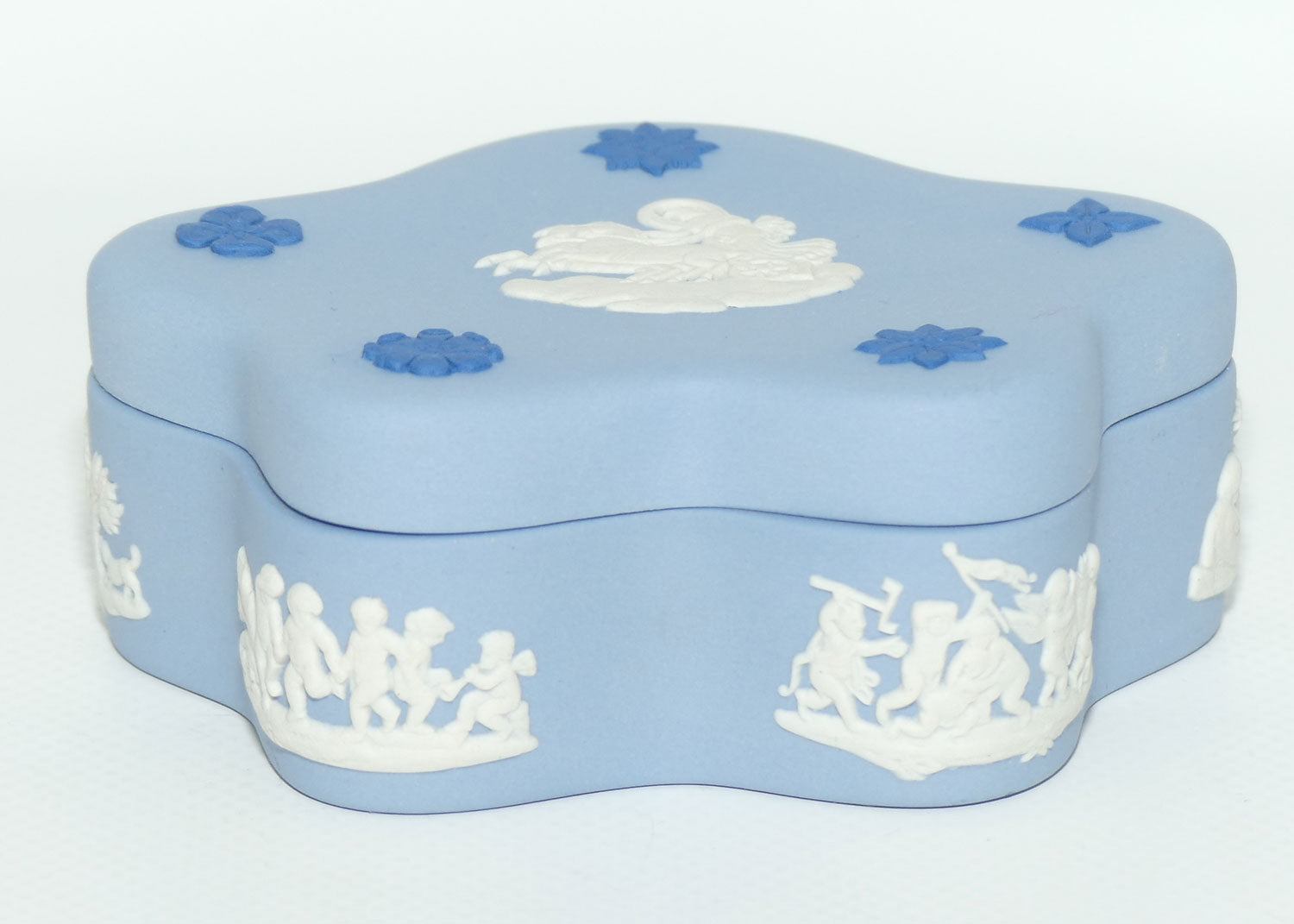 Wedgwood Jasper | Dark Blue and White on Pale Blue 5 point shape trinket box