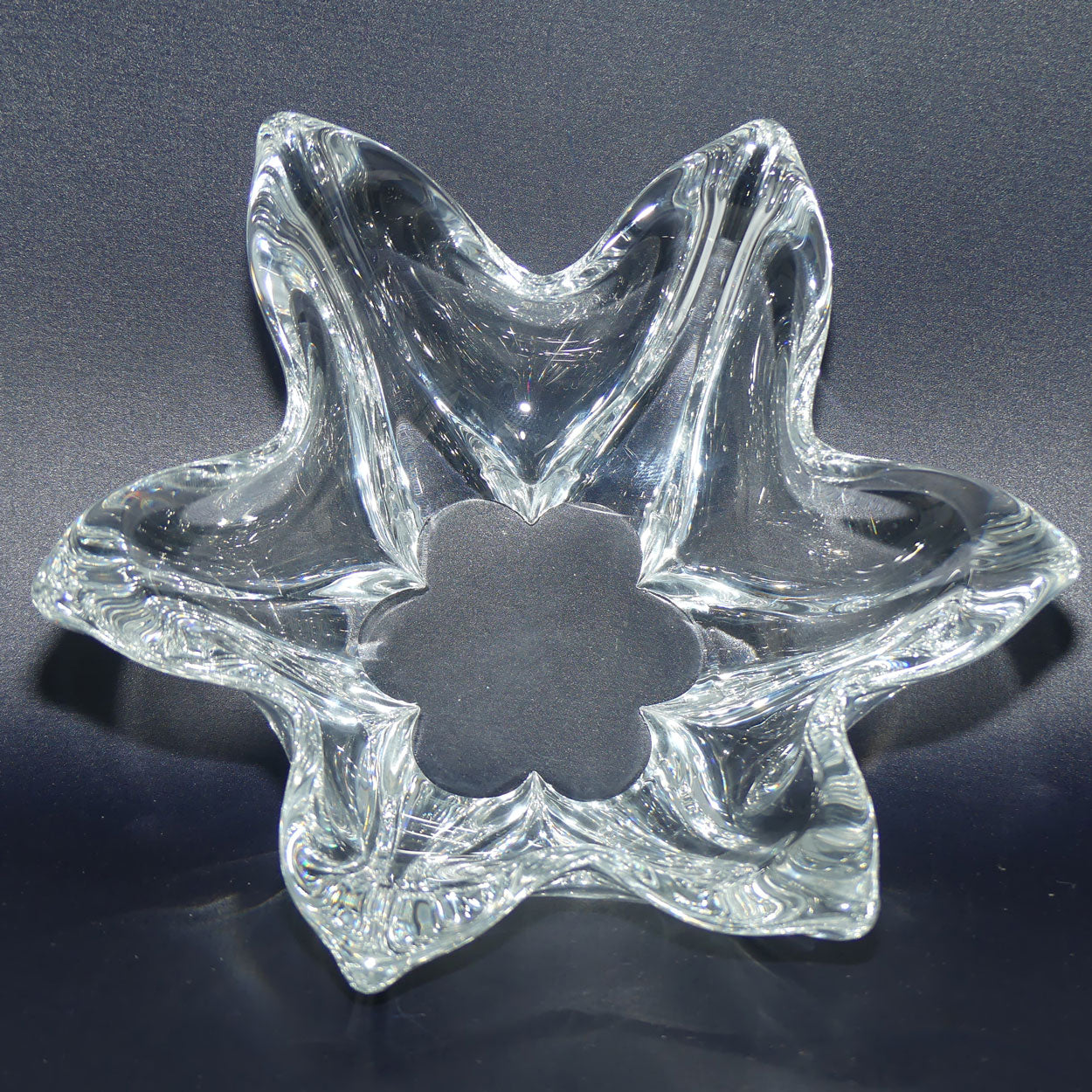 Daum France 6 point star shape bowl | 17cms diam