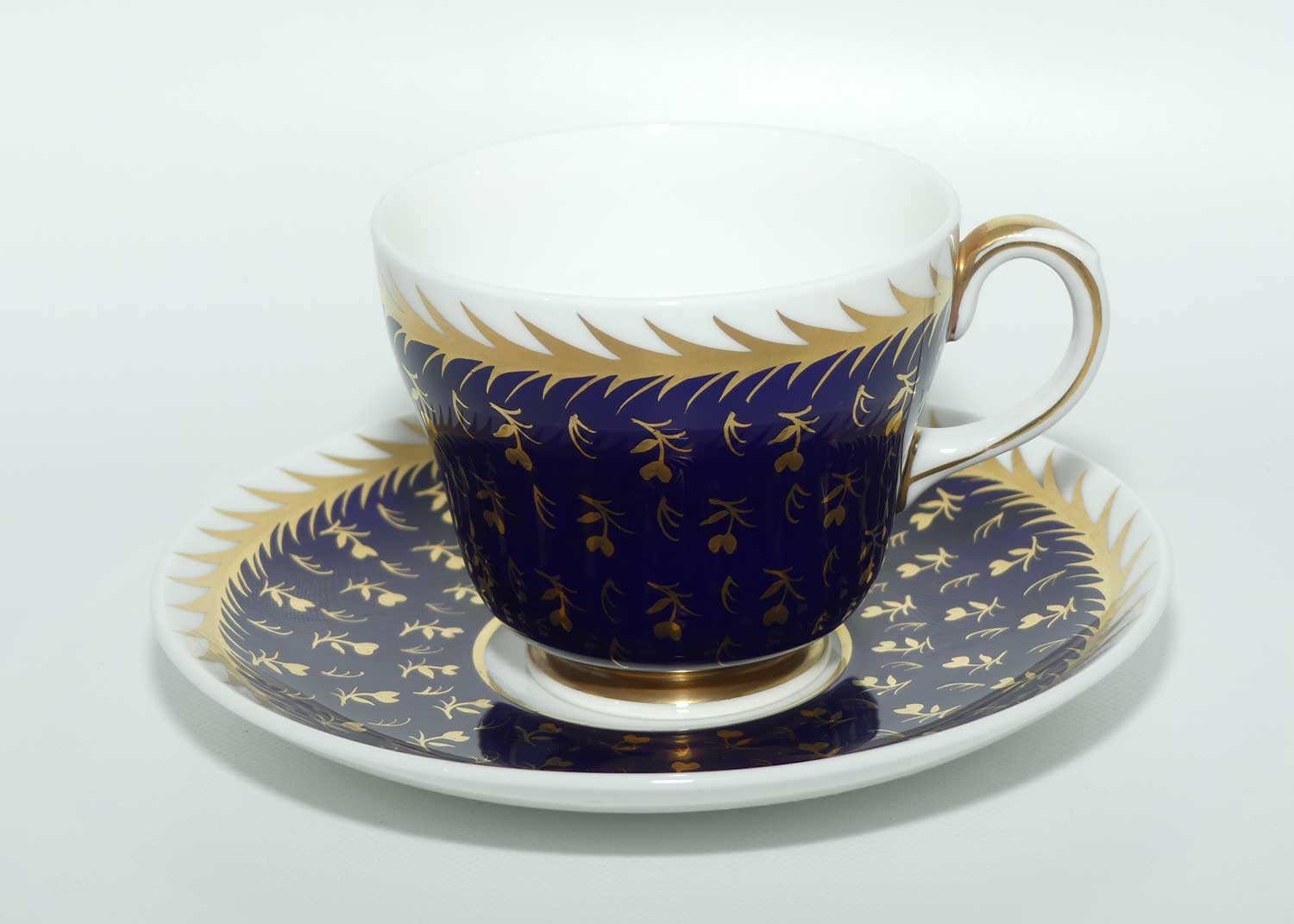 Wedgwood Bone China St James pattern tea duo | Blue and Gold
