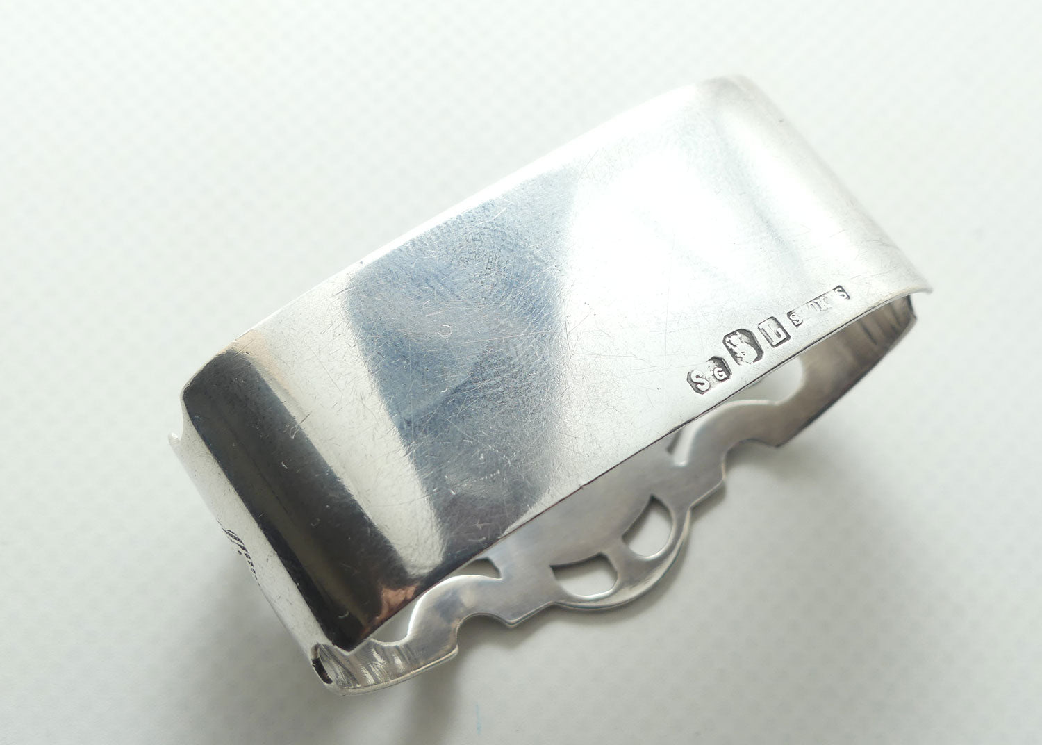 Australian Sterling Silver STOKES oval fancy napkin ring | 32.4g