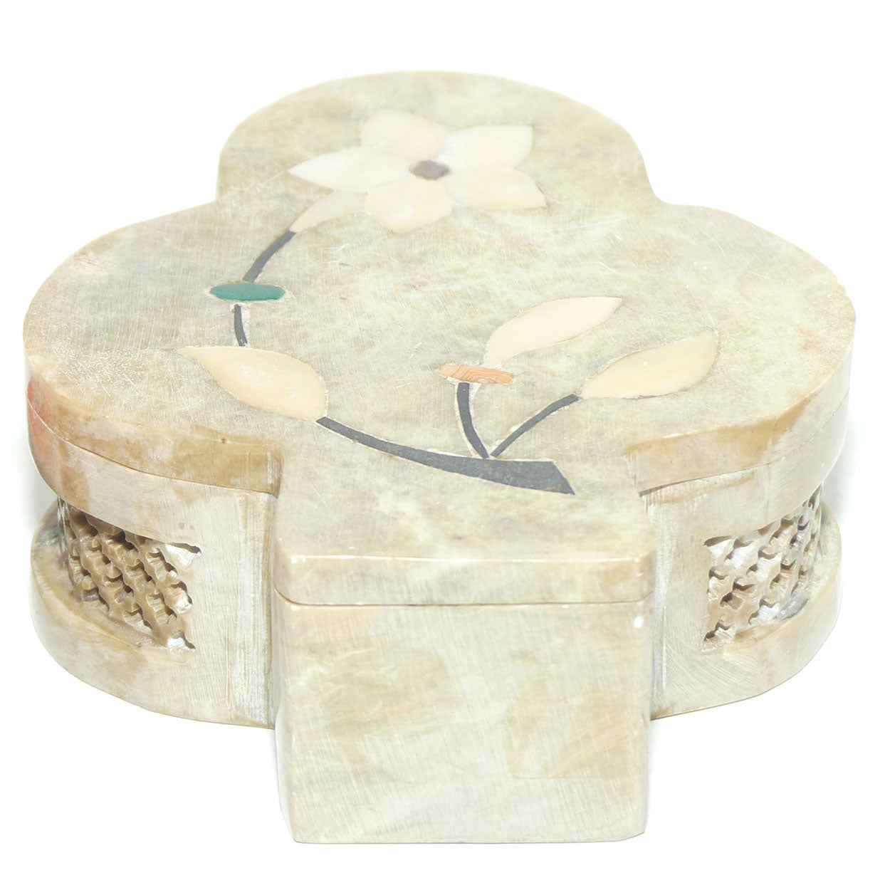 Trefoil Shape Inlaid and Reticulated Stone Trinket Box | Pietra Dura