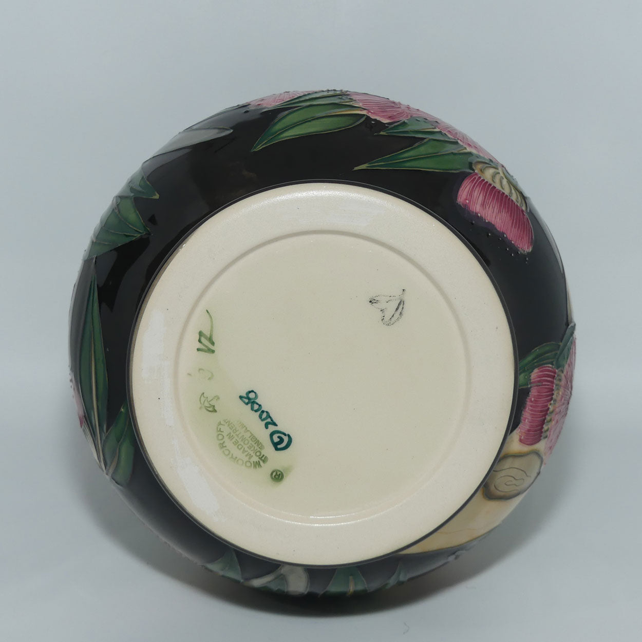 Moorcroft Australian Sugar Gliders M1/9 vase | #2