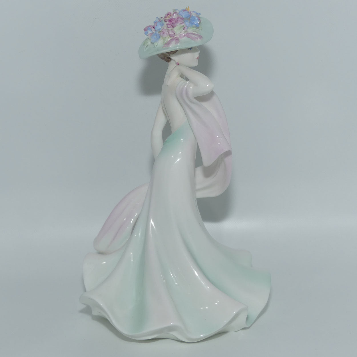 Coalport figurine | Ladies of Fashion | Summer Days
