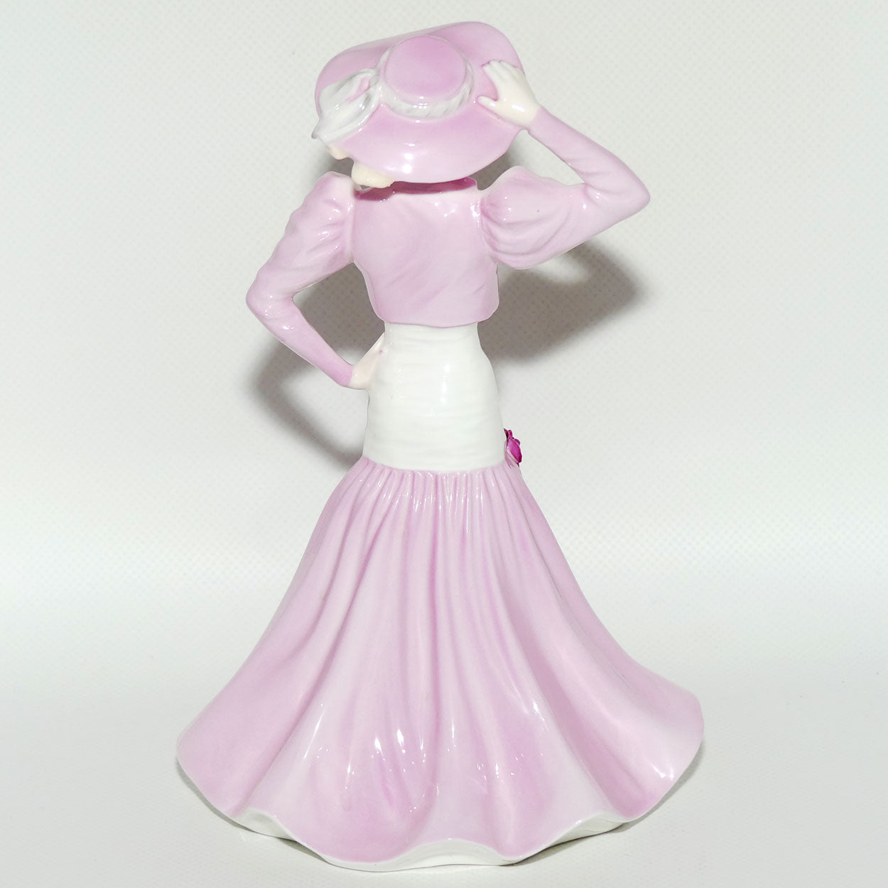 Coalport figurine | Ladies of Fashion | Summer Romance