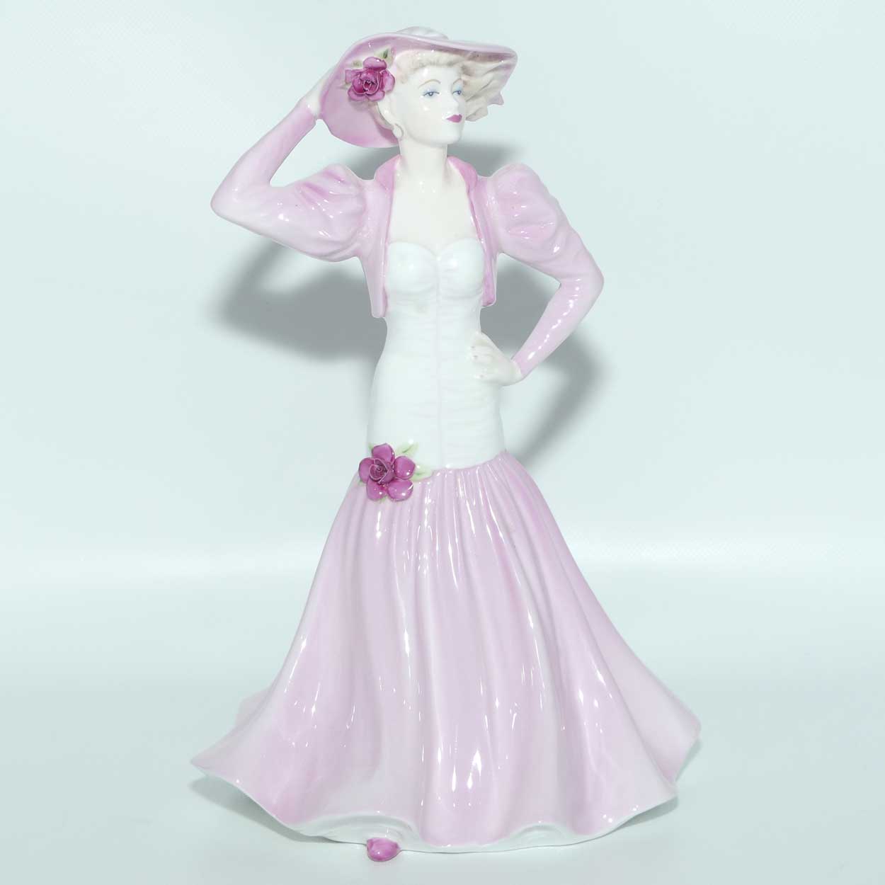 Coalport figurine | Ladies of Fashion | Summer Romance