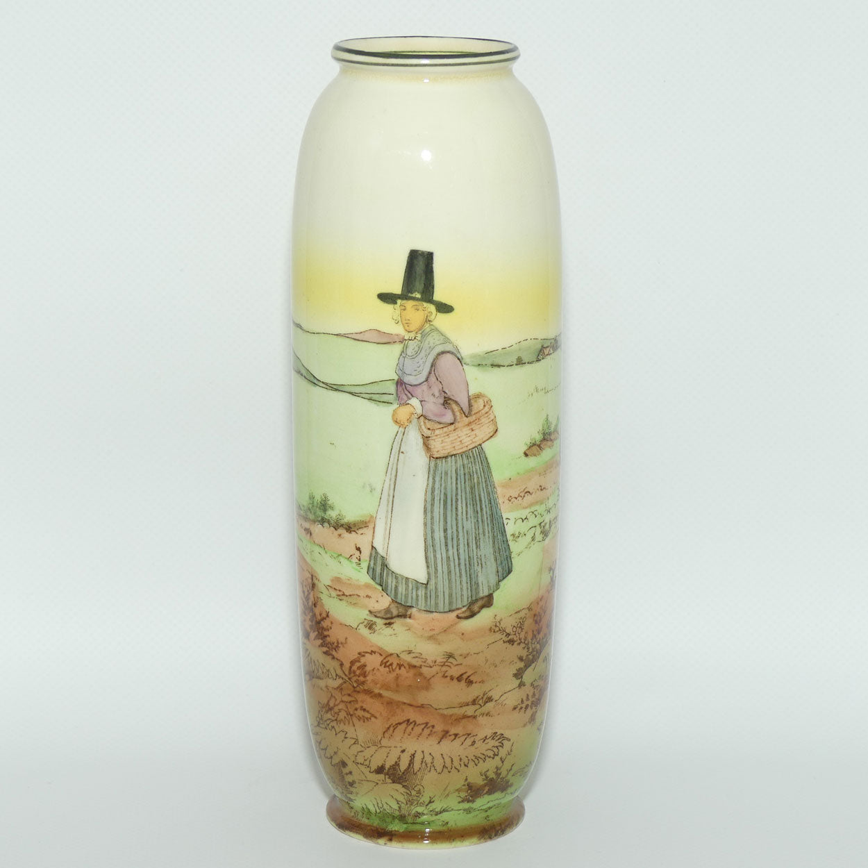 Royal Doulton Welsh narrow cylinder vase E3784 | 22cm | Bone China body