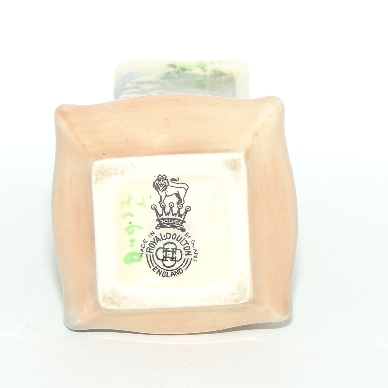 Royal Doulton Country Garden small vase D4932