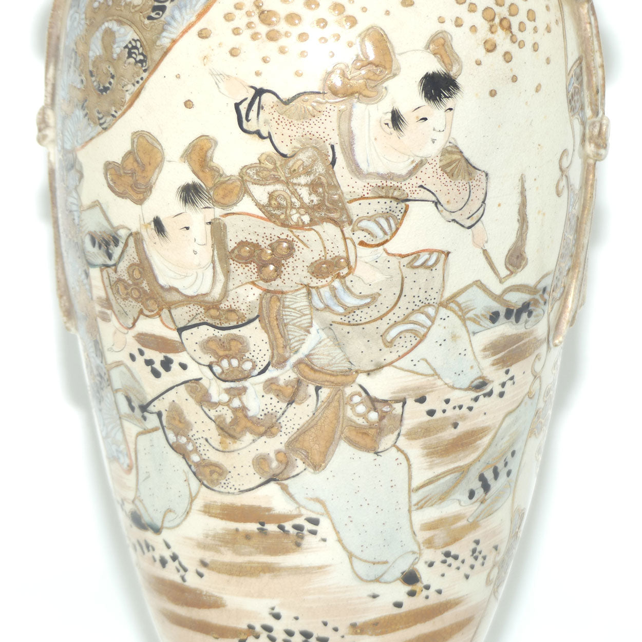 Fine Export quality Japanese Satsuma vase with moulded Elephant handles