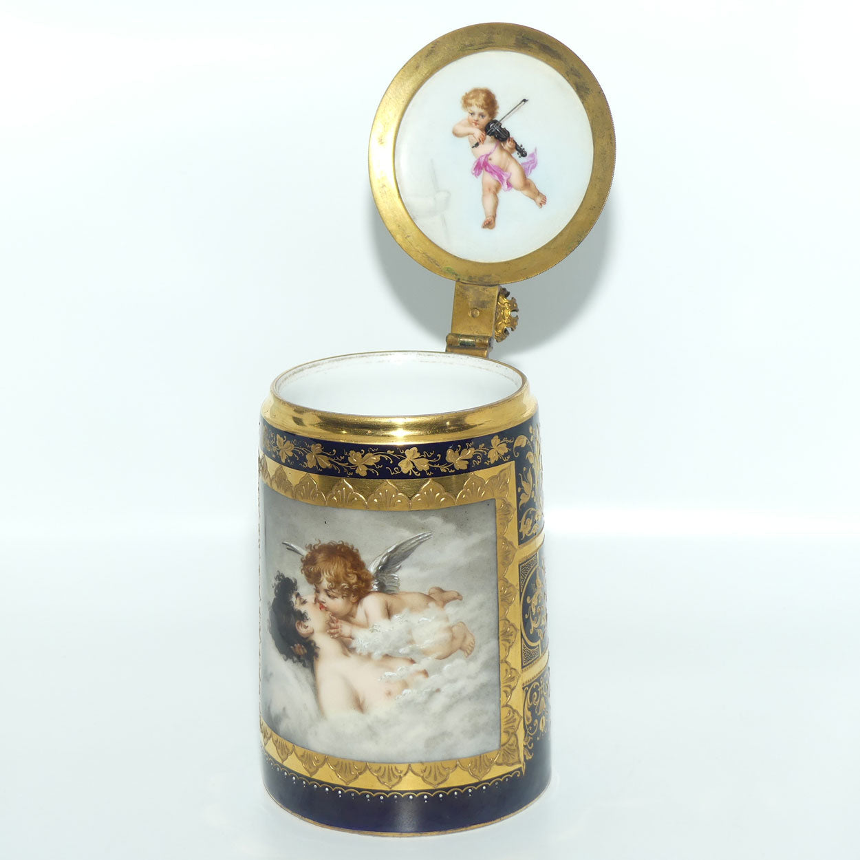 19th Century Royal Vienna tankard with hinged lid | Greek Mythology design with Cupid