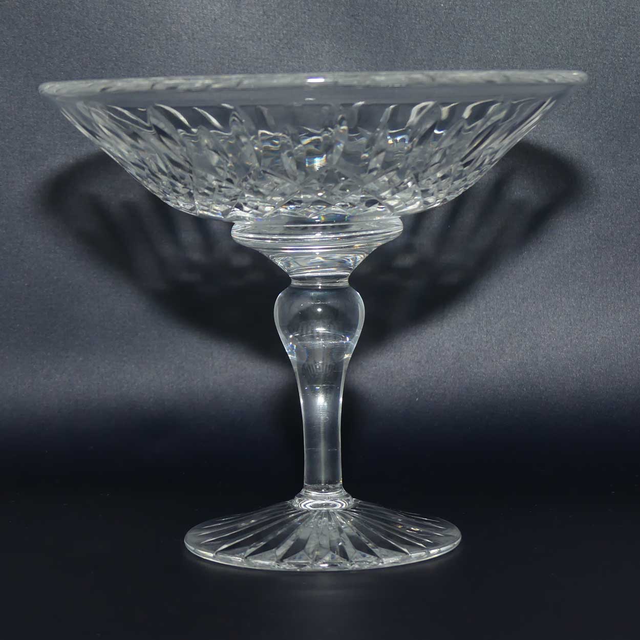 Fine Quality Crystal Tazza