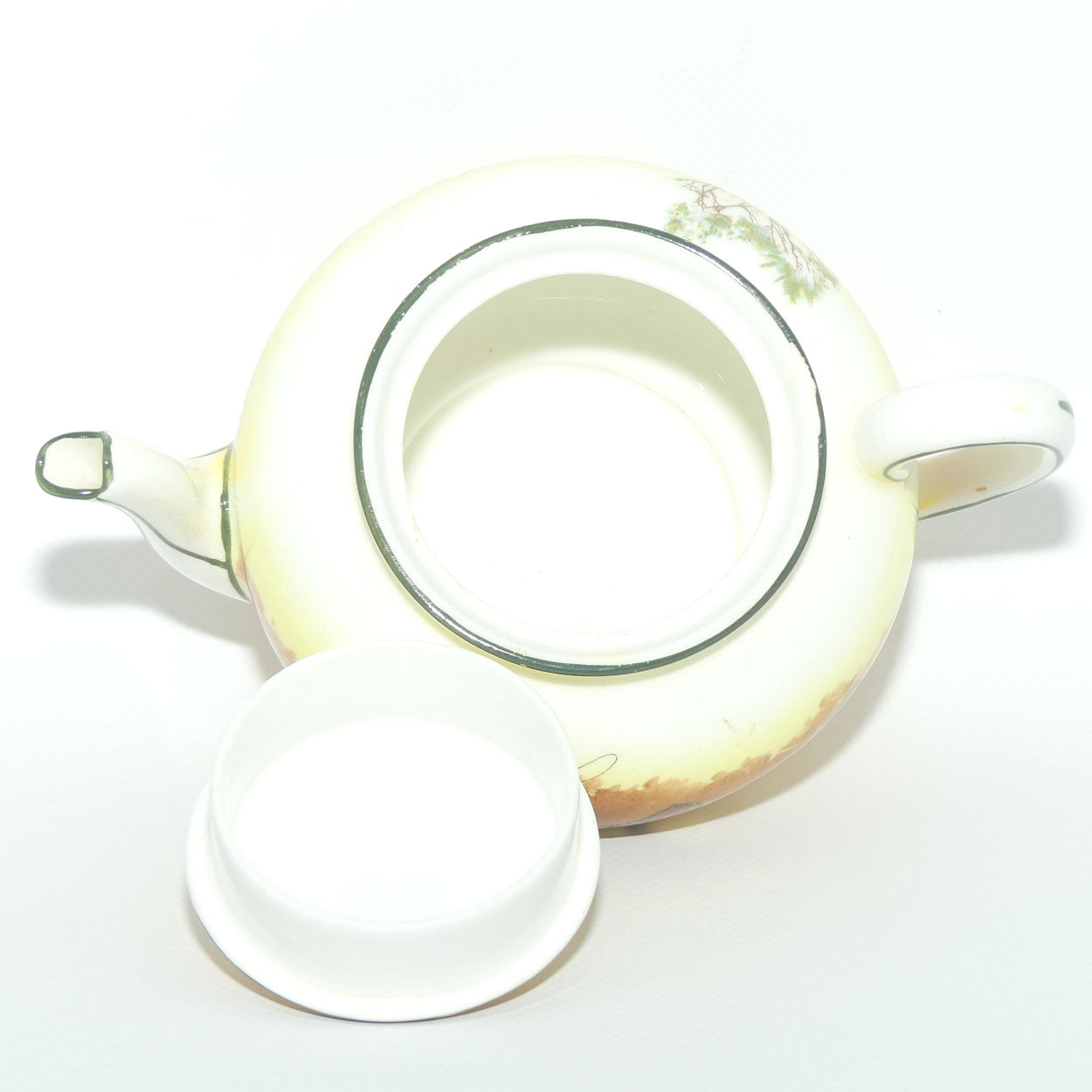 Royal Doulton Coaching Days Low shape tea pot E3804