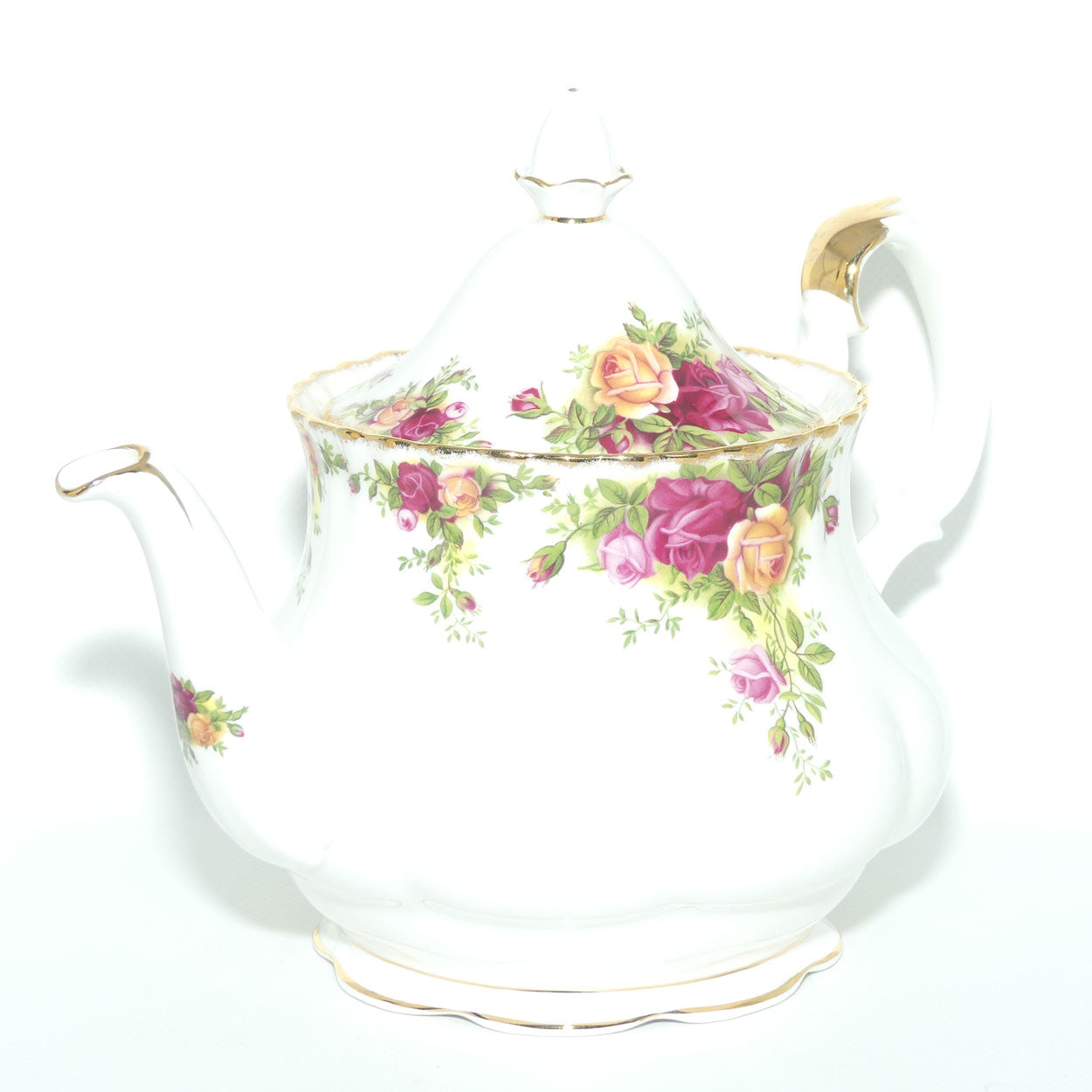 Royal Albert Bone China England Old Country Roses tea pot | 1250ml | ©1962 backstamp
