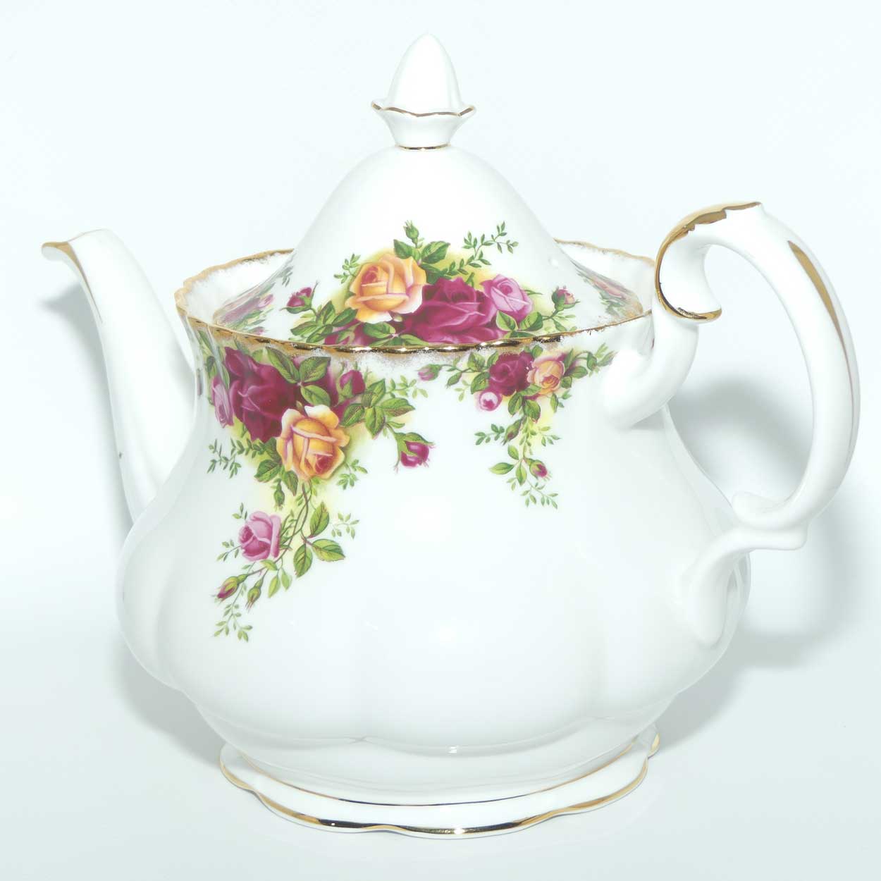 Royal Albert Bone China England Old Country Roses tea pot | 1250ml | ©1962 backstamp | factory 2nd