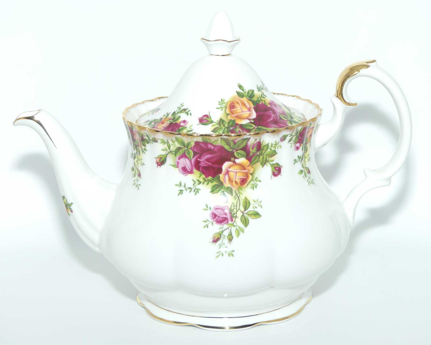 Royal Albert Bone China England Old Country Roses tea pot | 1250ml | ©1962 backstamp | factory 2nd