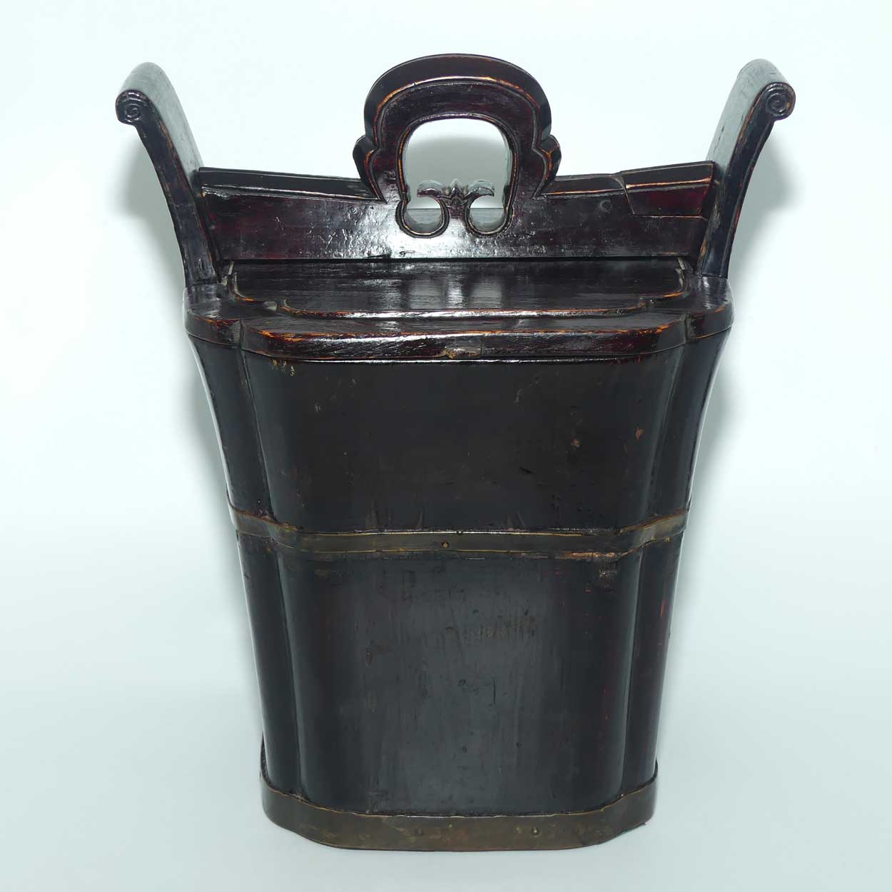 Chinese Wooden teapot carrier with locking lid